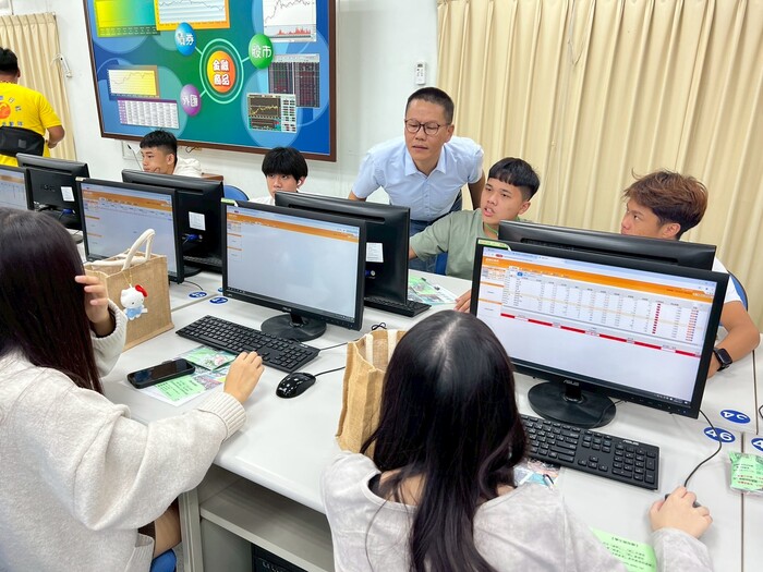 114年10月21日「興華高中資處科」蒞校體驗參訪圖片