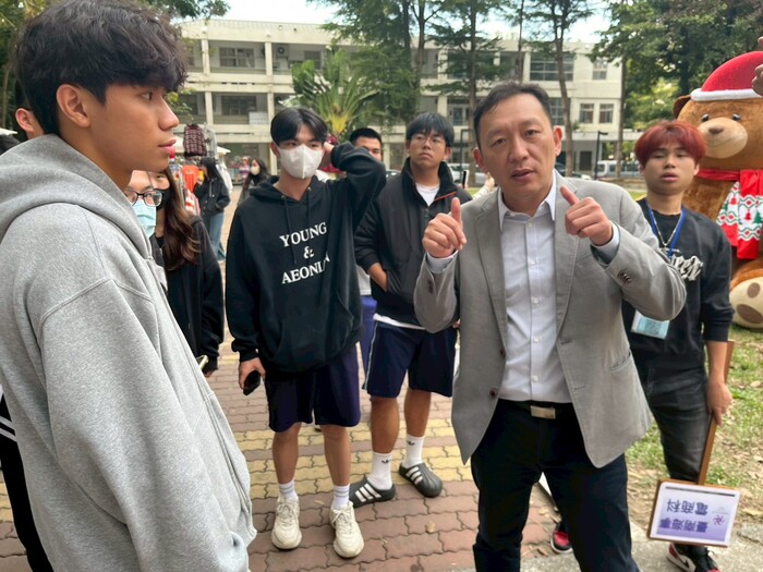 114年12月18日「Open Festival 前進2026校園開放日通往南應的青春旅程」臺南海事商經、電商科參訪圖片