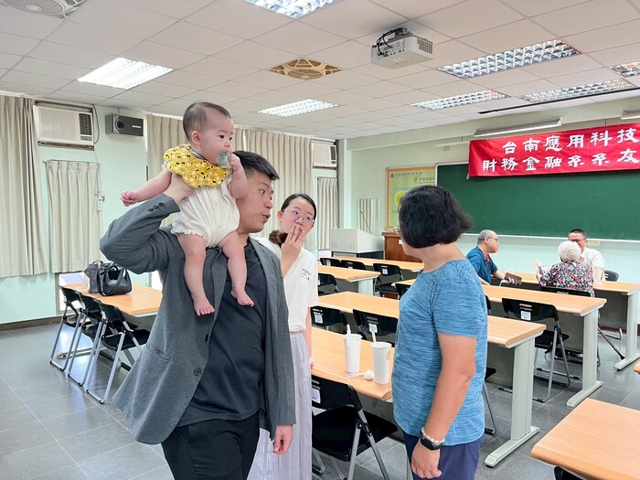 114年10月18日(六)61週年校慶「系友回娘家」圖片